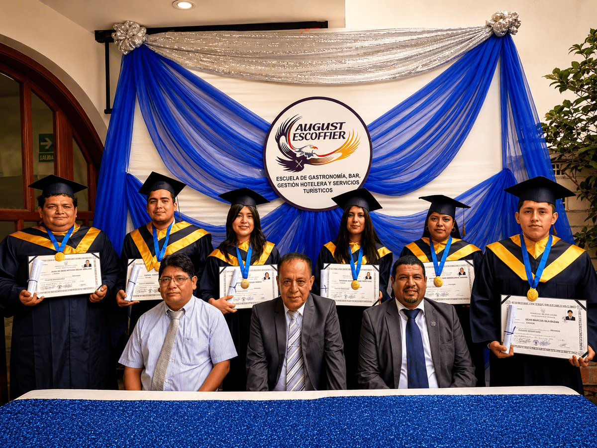 Ceremonia de graduación de egresados de August Escoffier
